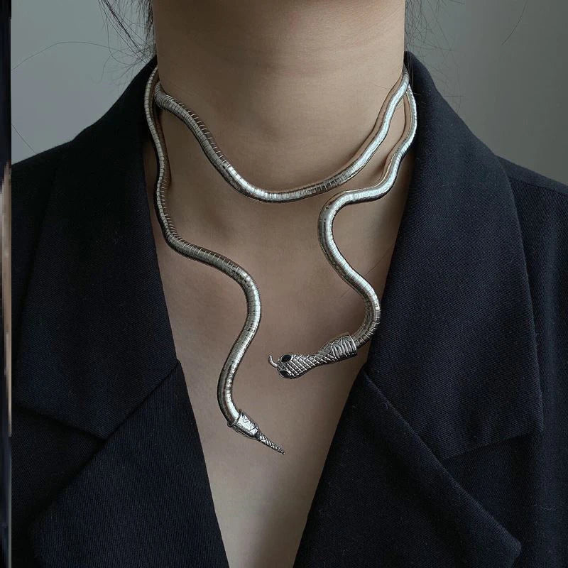 2024 Cool Bendy Snake Necklace Bracelet