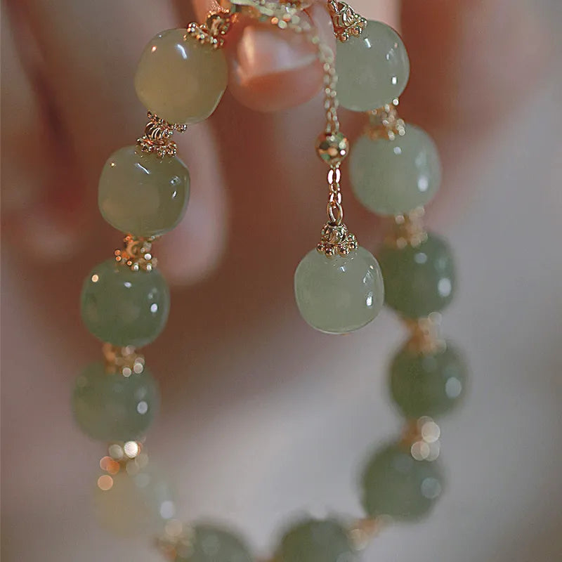 Elegant Green Jade Beaded Bracelet for Women